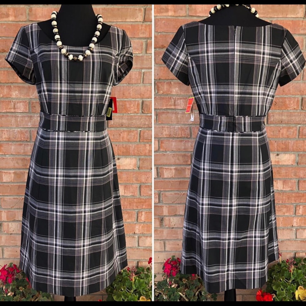 NWT💗Isaac Mizrahi Size 12💗Fit & Flare